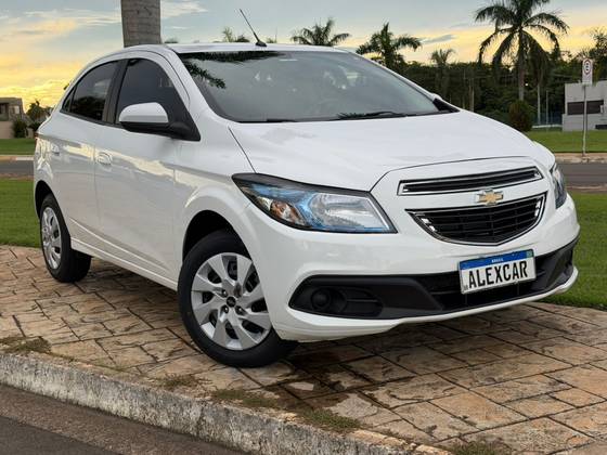 CHEVROLET ONIX 1.4 MPFI LT 8V FLEX 4P MANUAL CHEVROLET ONIX 1.4 MPFI LT 8V FLEX 4P MANUAL